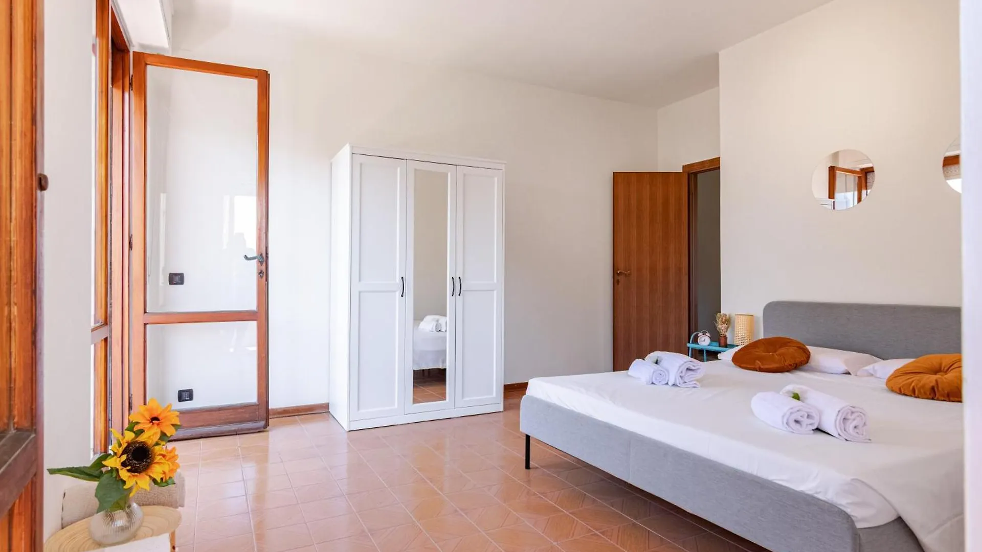 Landi 9 - 2 Camere, 3 Balconi, Parcheggio, Zona Residenziale Pisa 0*,