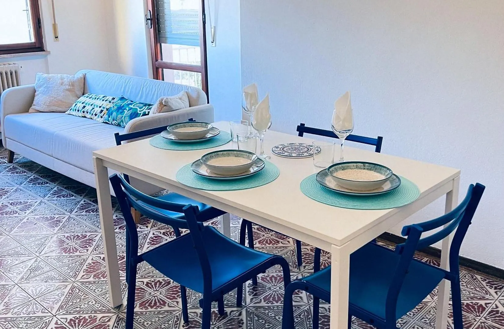 Landi 9 - 2 Camere, 3 Balconi, Parcheggio, Zona Residenziale Pisa Itália