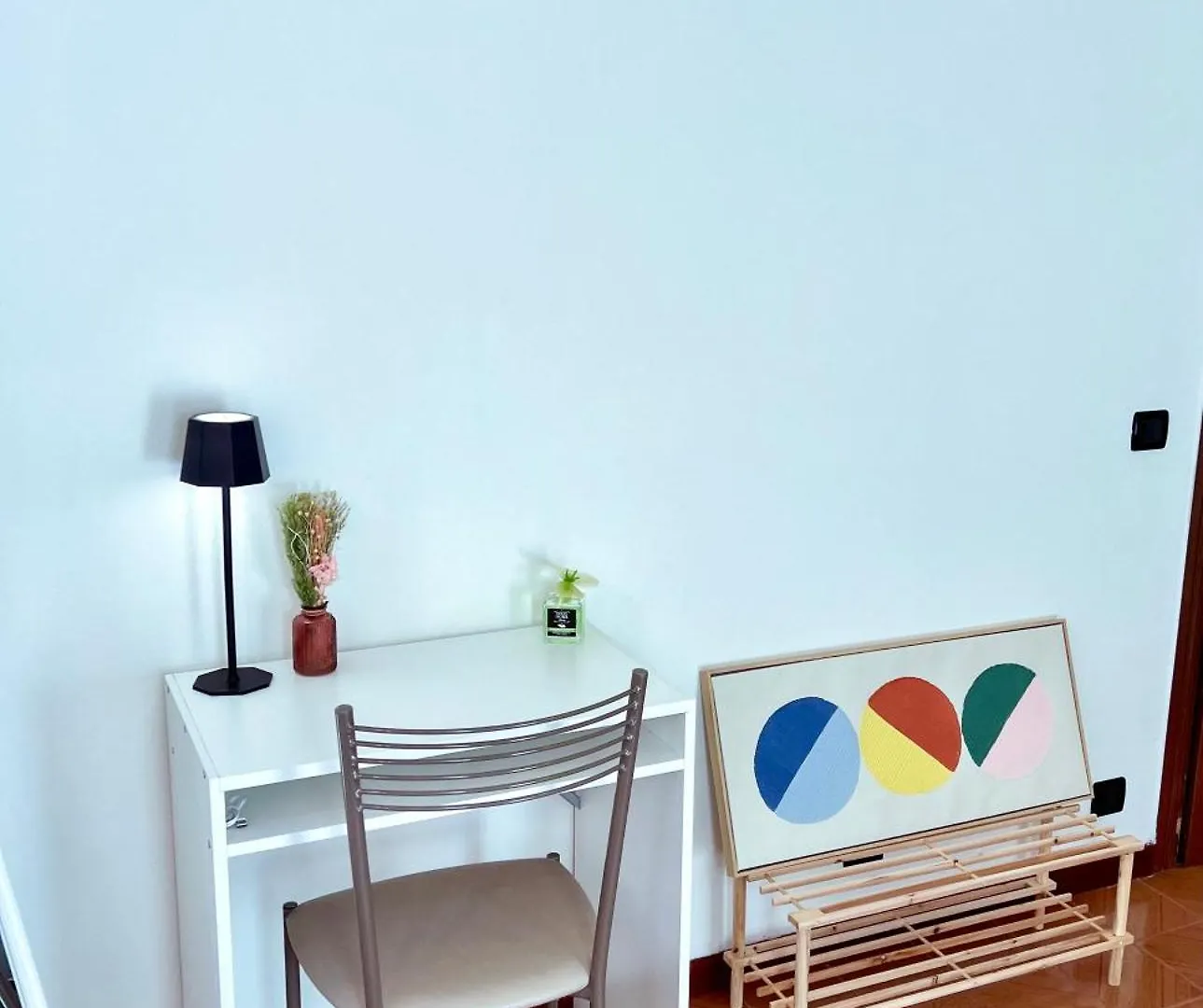 Apartamento Landi 9 - 2 Camere, 3 Balconi, Parcheggio, Zona Residenziale Pisa
